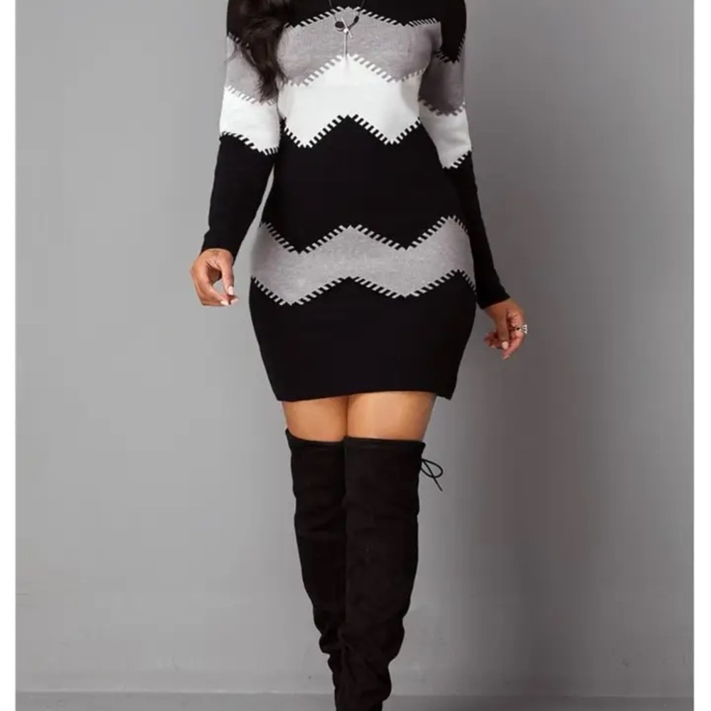 Black and Gray Chevron Crew Neck Long Sleeves Women Dress Size M